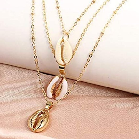 BOHO 3 Layer Cowrie Shell Drop Necklace NWT - Picture 3 of 5